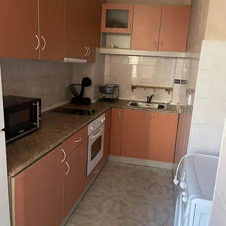 Flat- 6 People- Chataldja * Varna